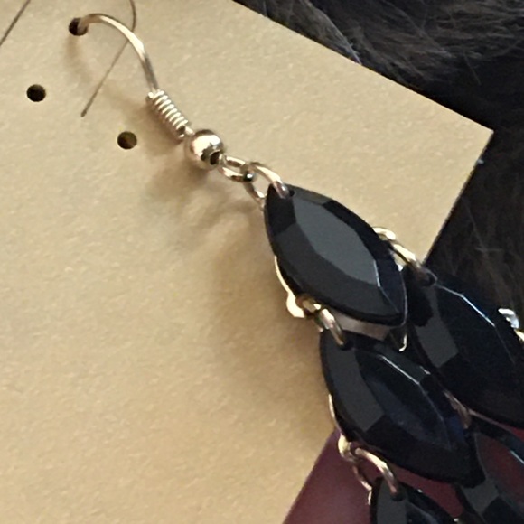 Vintage repurpose faceted chandelier earrings - Picture 3 of 5